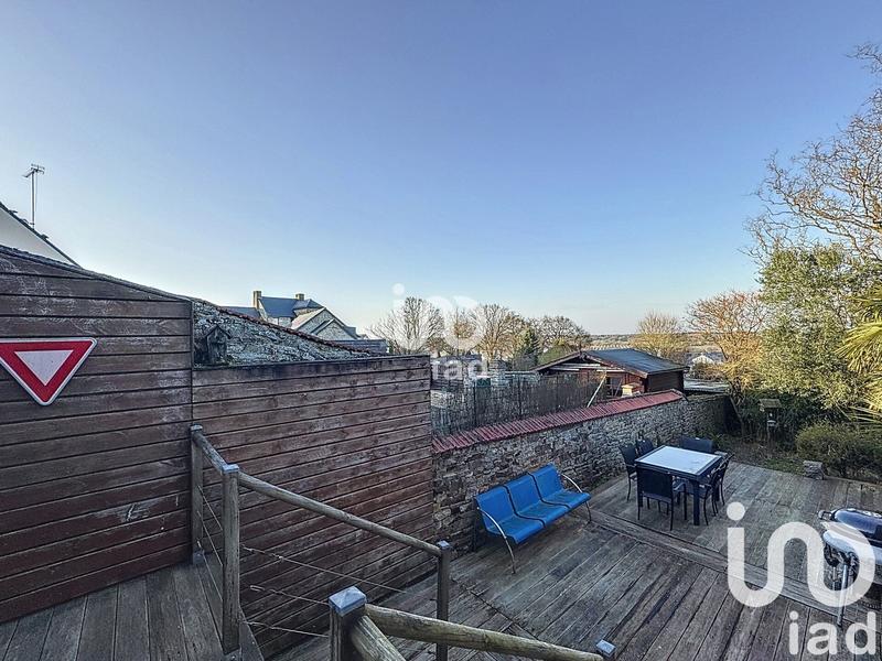 Maison - 186 m² - 8 pièces