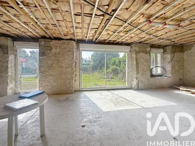 Maison - 120 m² - 2 pièces