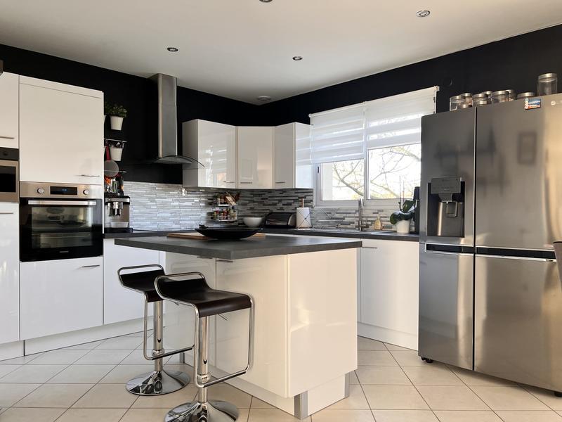 Maison - 130 m² - 6 pièces