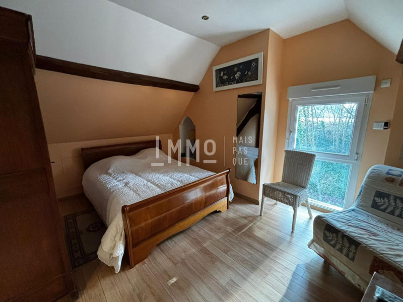 Maison - 173 m² - 9 pièces