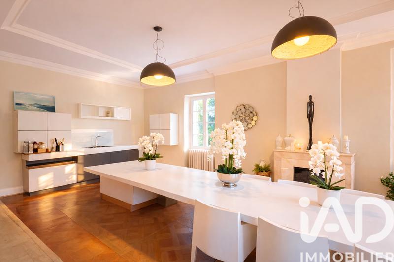 Bastide - 400 m² - 11 pièces