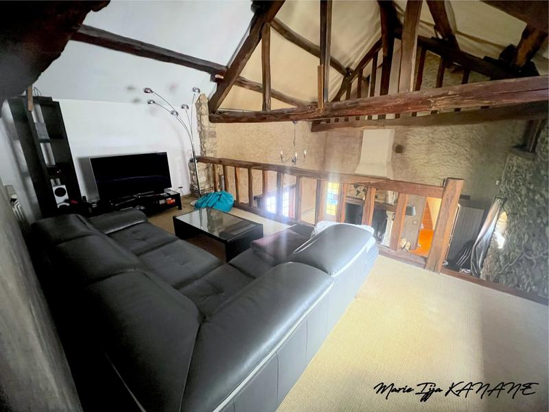 Maison ancienne - 250 m² - 8 pièces