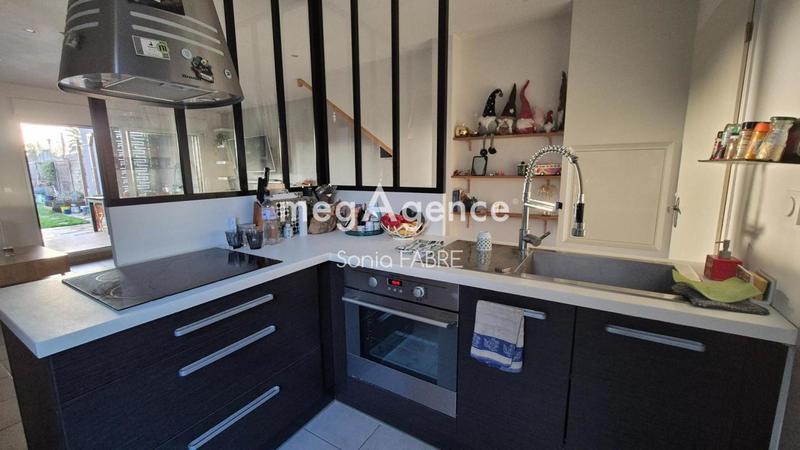 Maison - 97 m² - 5 pièces