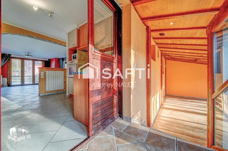 Maison - 135 m² - 7 pièces
