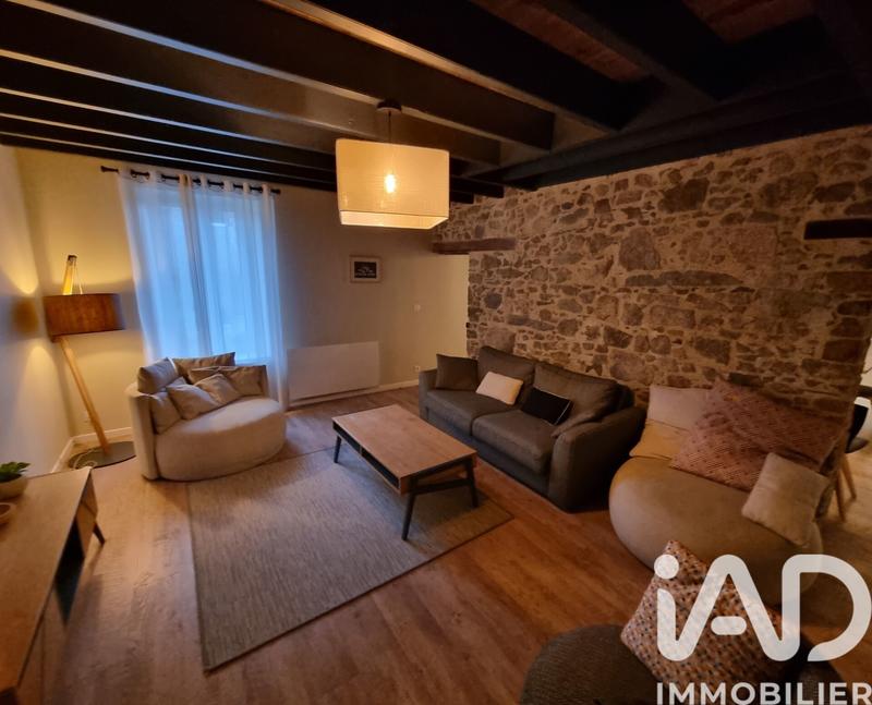 Maison - 231 m² - 13 pièces