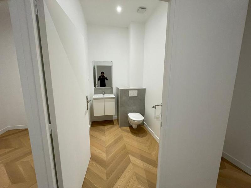 Appartement - 82 m² - 2 pièces