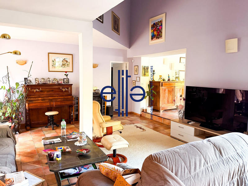 Maison - 194 m² - 7 pièces