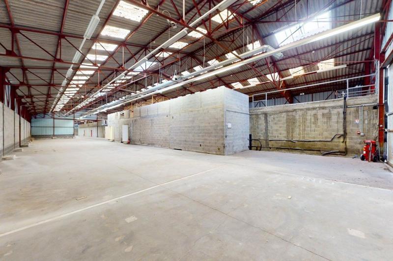 Immeuble - 2 747 m²