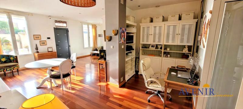 Appartement - 87 m² - 3 pièces