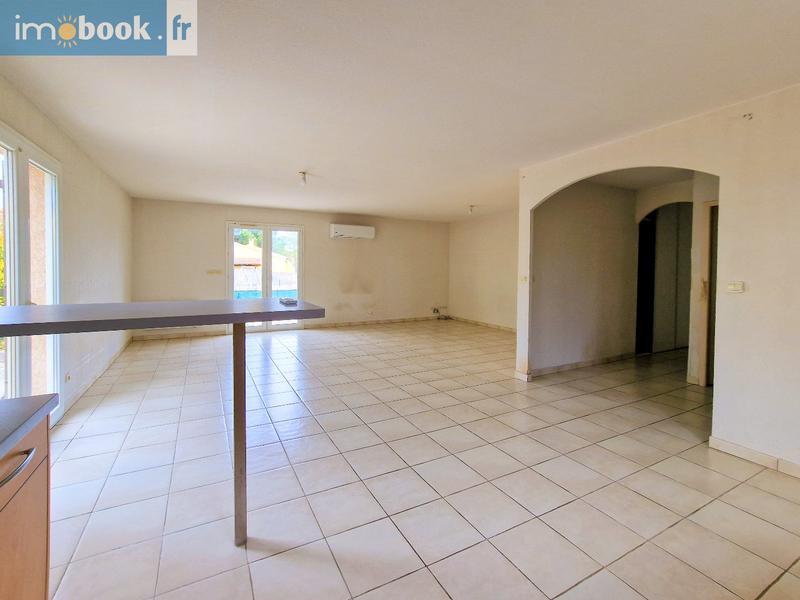 Maison - 107 m² - 5 pièces