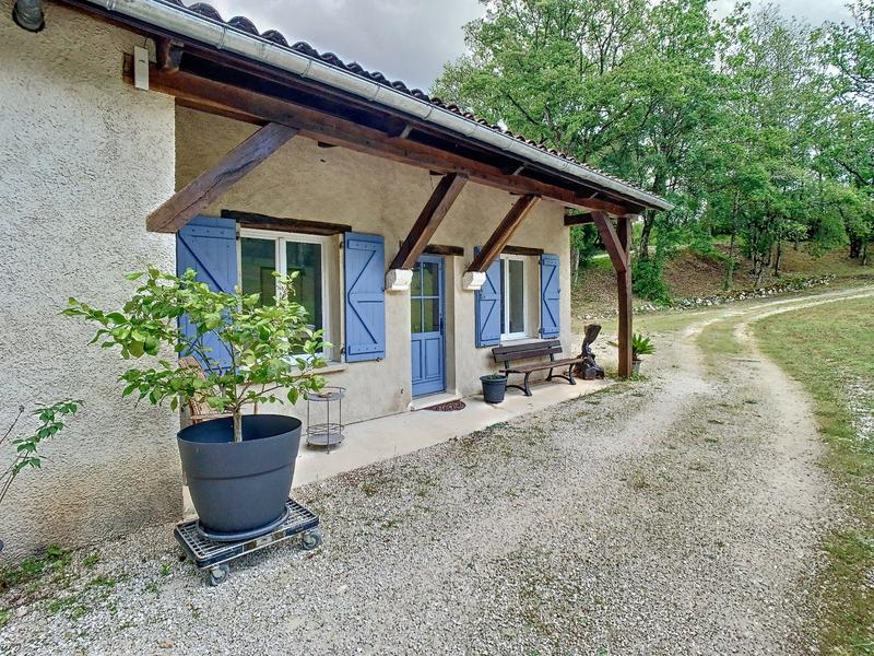 Maison - 200 m² - 6 pièces