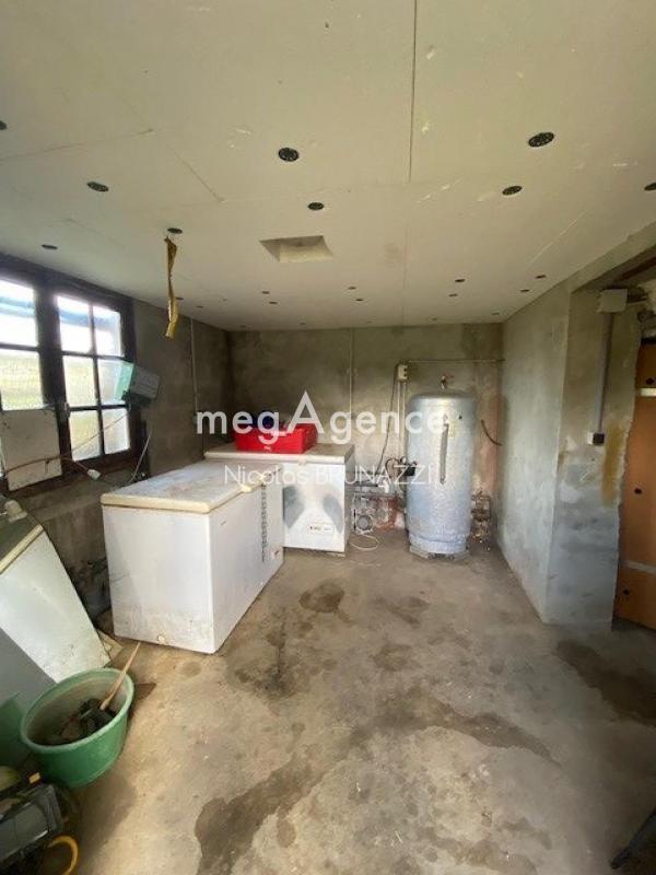 Propriété - 107 m² - 6 pièces