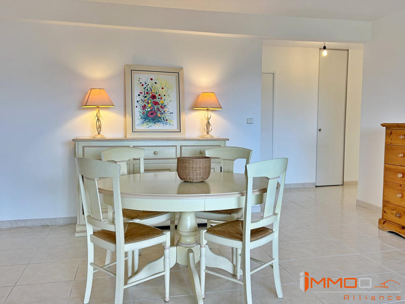 Appartement - 80 m² - 3 pièces