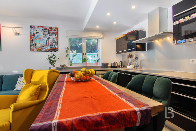 Appartement - 110 m² - 4 pièces