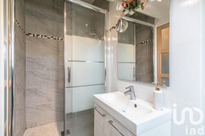 Studio - 11 m² - 1 pièce