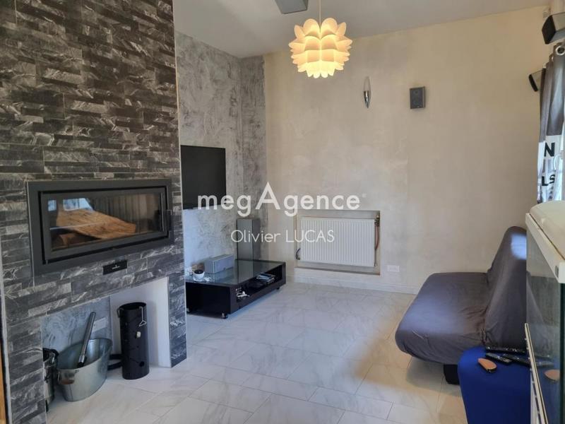 Maison - 165 m² - 9 pièces