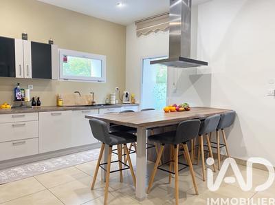 Maison - 178 m² - 5 pièces