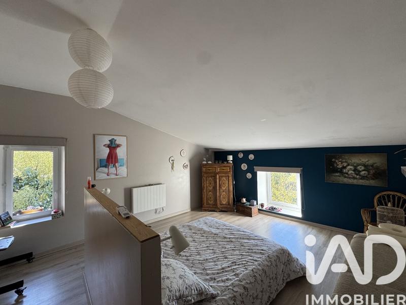 Maison - 273 m² - 11 pièces