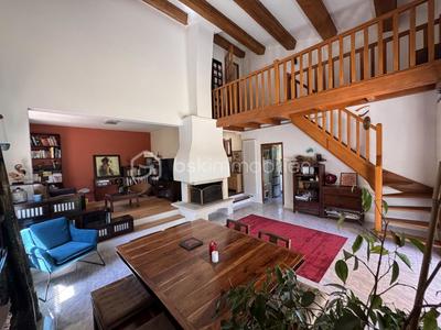 Maison - 136 m² - 5 pièces