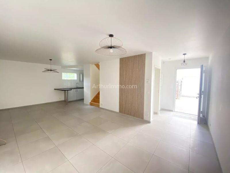 Maison - 82 m² - 5 pièces