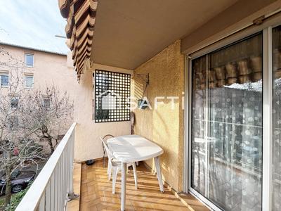 Appartement - 100 m² - 4 pièces