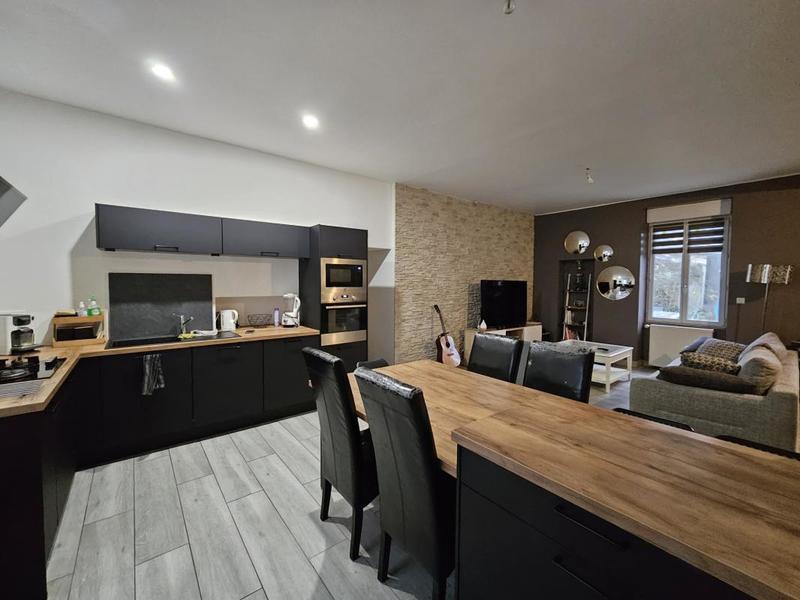 Maison de ville - 162 m² - 9 pièces