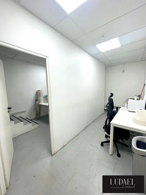 Bureau - 110 m² - 3 pièces