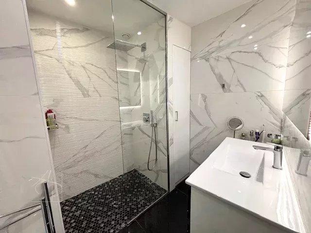 Appartement - 86 m² - 3 pièces