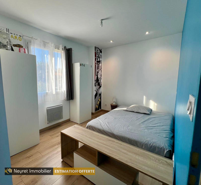 Maison - 90 m² - 5 pièces