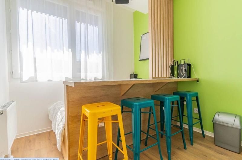 Chambre - 14 m² - 1 pièce