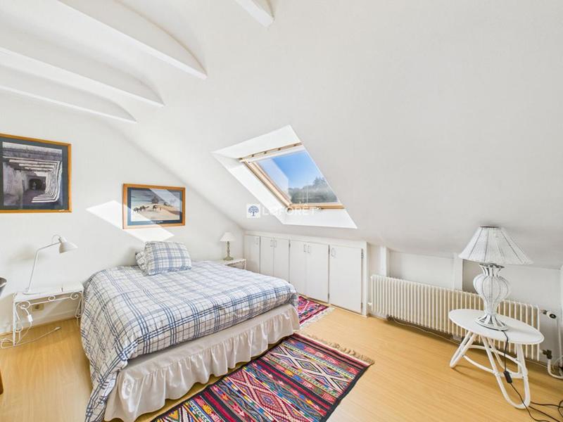 Duplex - 200 m² - 7 pièces