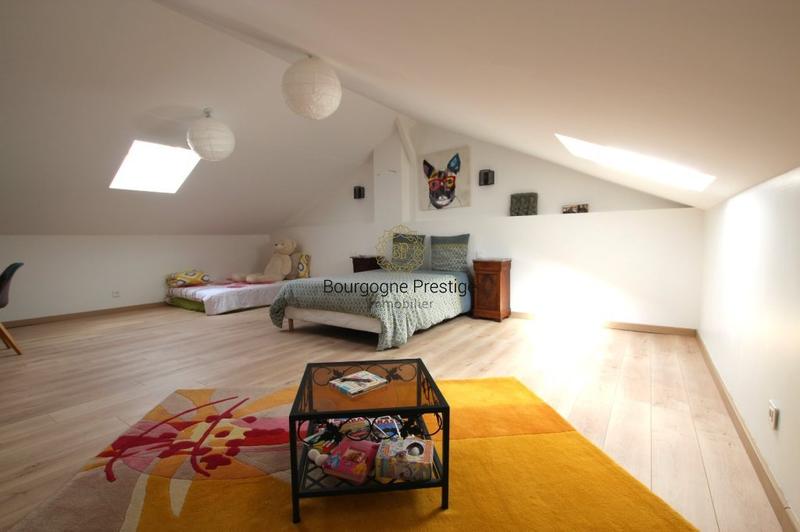 Corps de ferme - 161 m² - 5 pièces