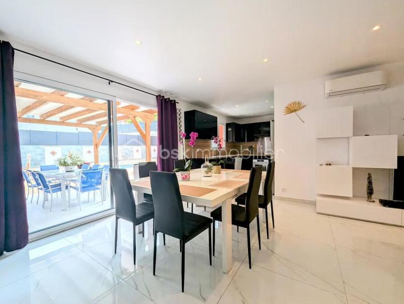 Maison - 113 m² - 4 pièces