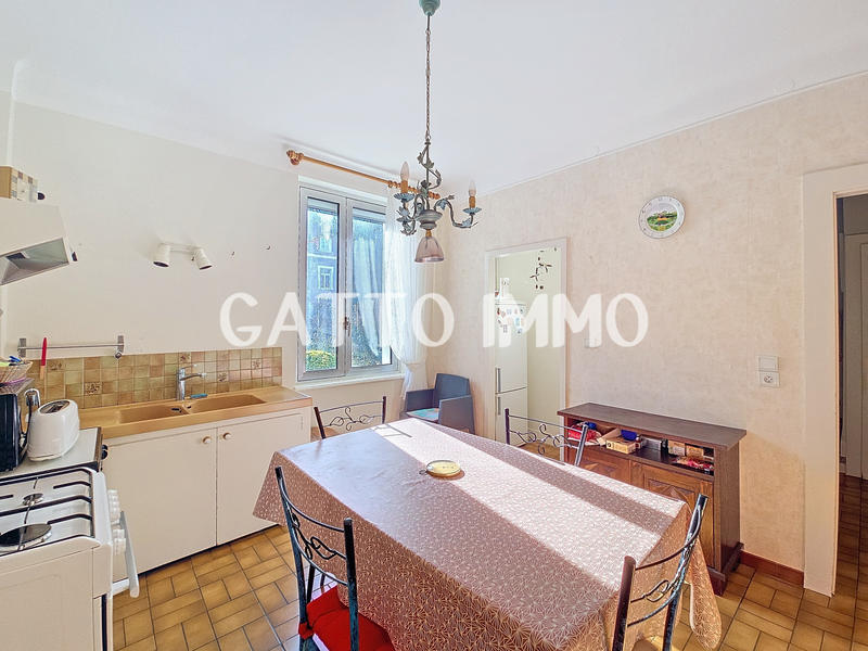 Maison - 90 m² - 4 pièces