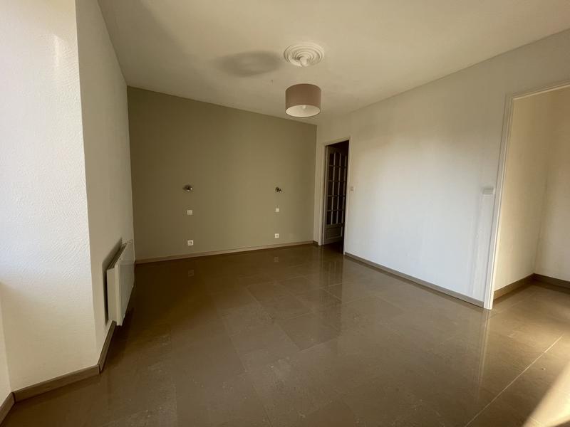 Maison ancienne - 171 m² - 6 pièces