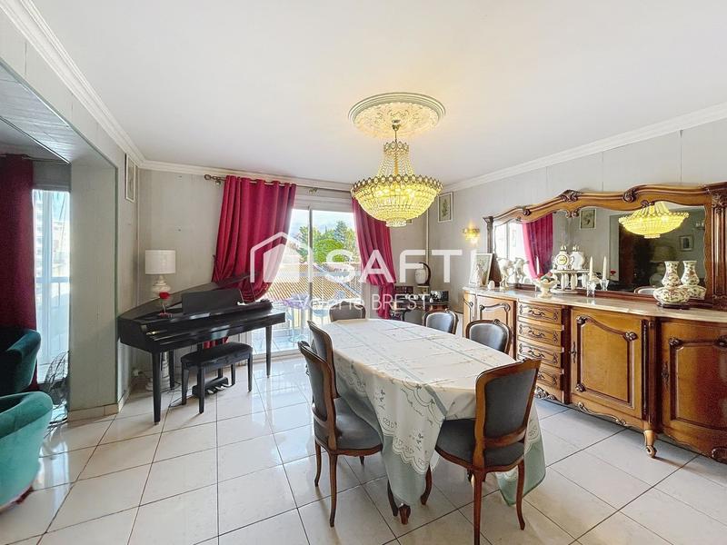 Appartement - 86 m² - 4 pièces