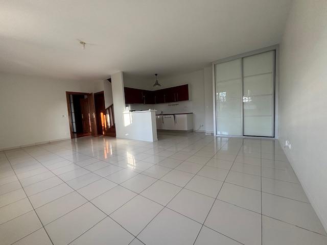 Maison en pierre - 111 m² - 4 pièces