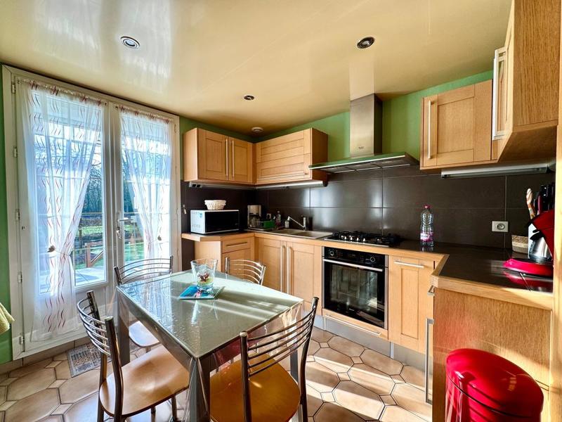 Maison - 85 m² - 4 pièces