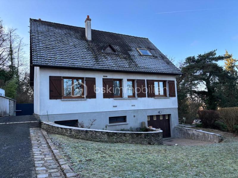 Maison traditionnelle - 108 m² - 4 pièces