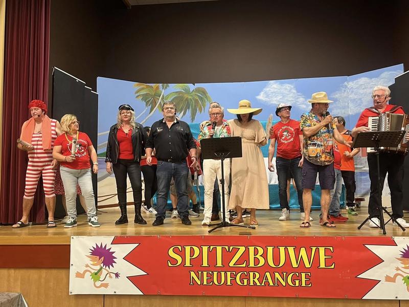 Kappensitzung -  les Spitzbuwe uff'em Mond