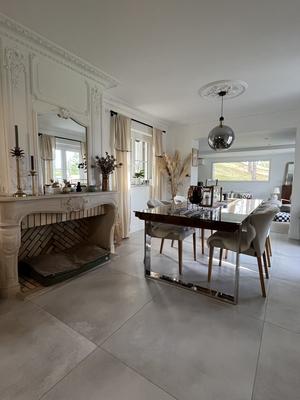 Maison traditionnelle - 147 m² - 6 pièces