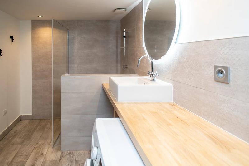 Appartement - 143 m² - 5 pièces