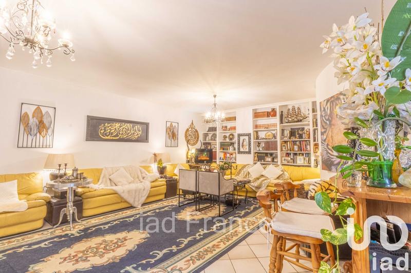 Maison de maîtres - 270 m² - 9 pièces