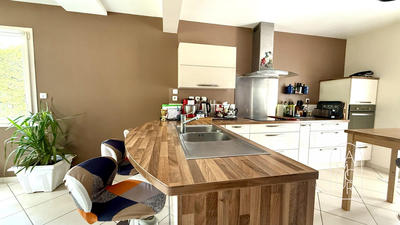 Maison traditionnelle - 152 m² - 5 pièces