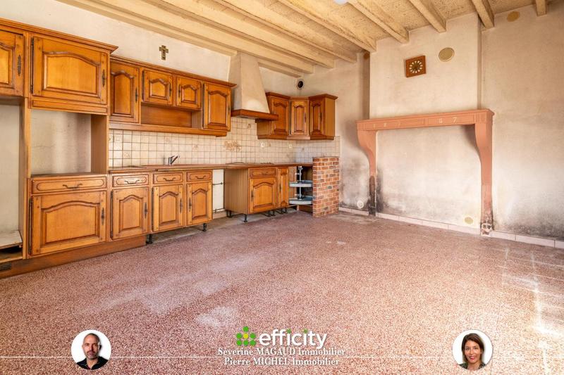 Corps de ferme - 280 m² - 9 pièces