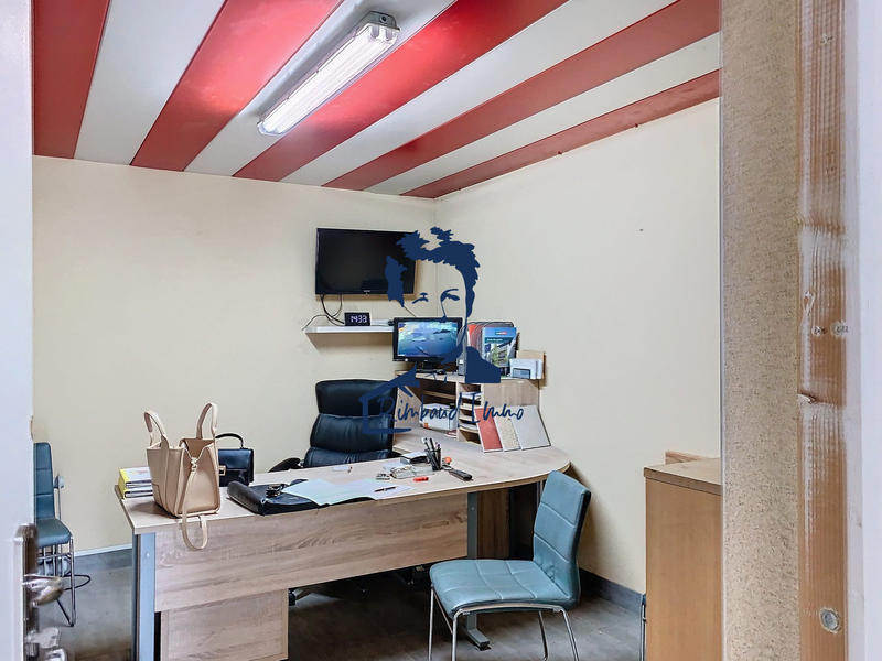 Local d'activités - 350 m²