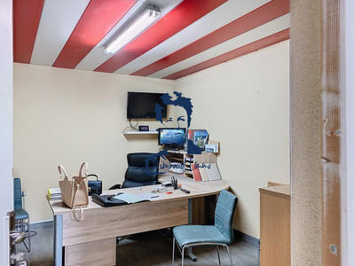 Local d'activités - 350 m²