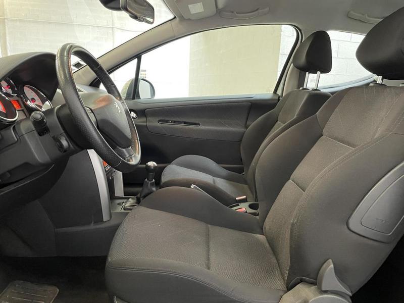 Peugeot 207 1.6 Hdi 110 Ch Premium Clim - Garantie 6 Mois