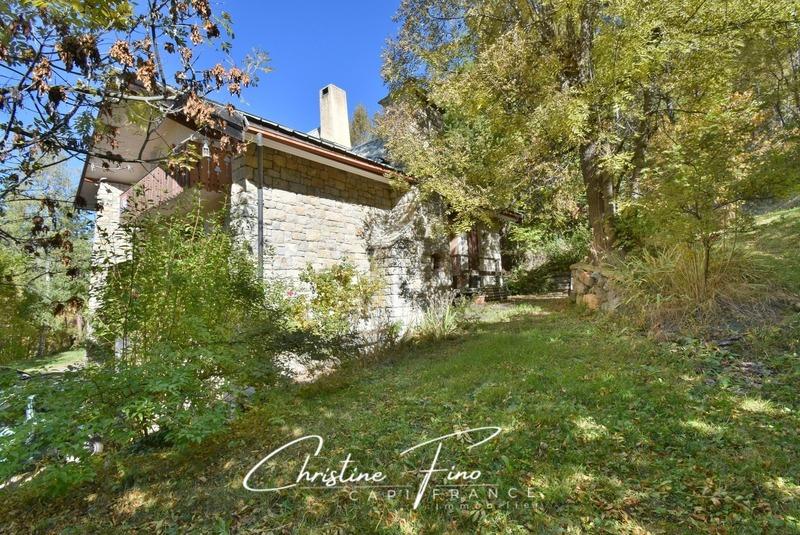 Maison - 251 m² - 10 pièces