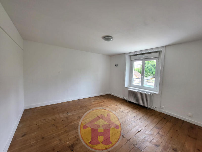 Maison - 211 m² - 10 pièces